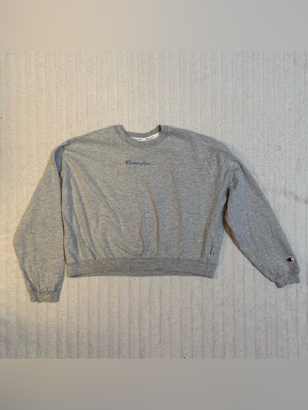 Y2K Champion Grey Embroidered Logo Cropped Long Sleeve Tee Shirt Streetwear